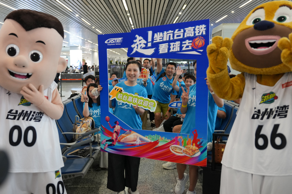 https, 篮球联赛激 https, 篮球联赛激